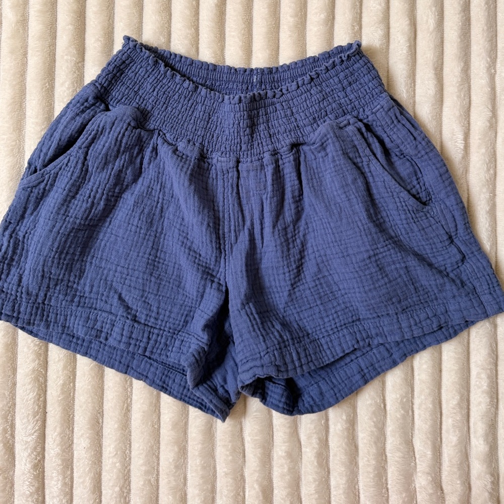 Blue Gauze Smocked Waist Shorts Women’s XS